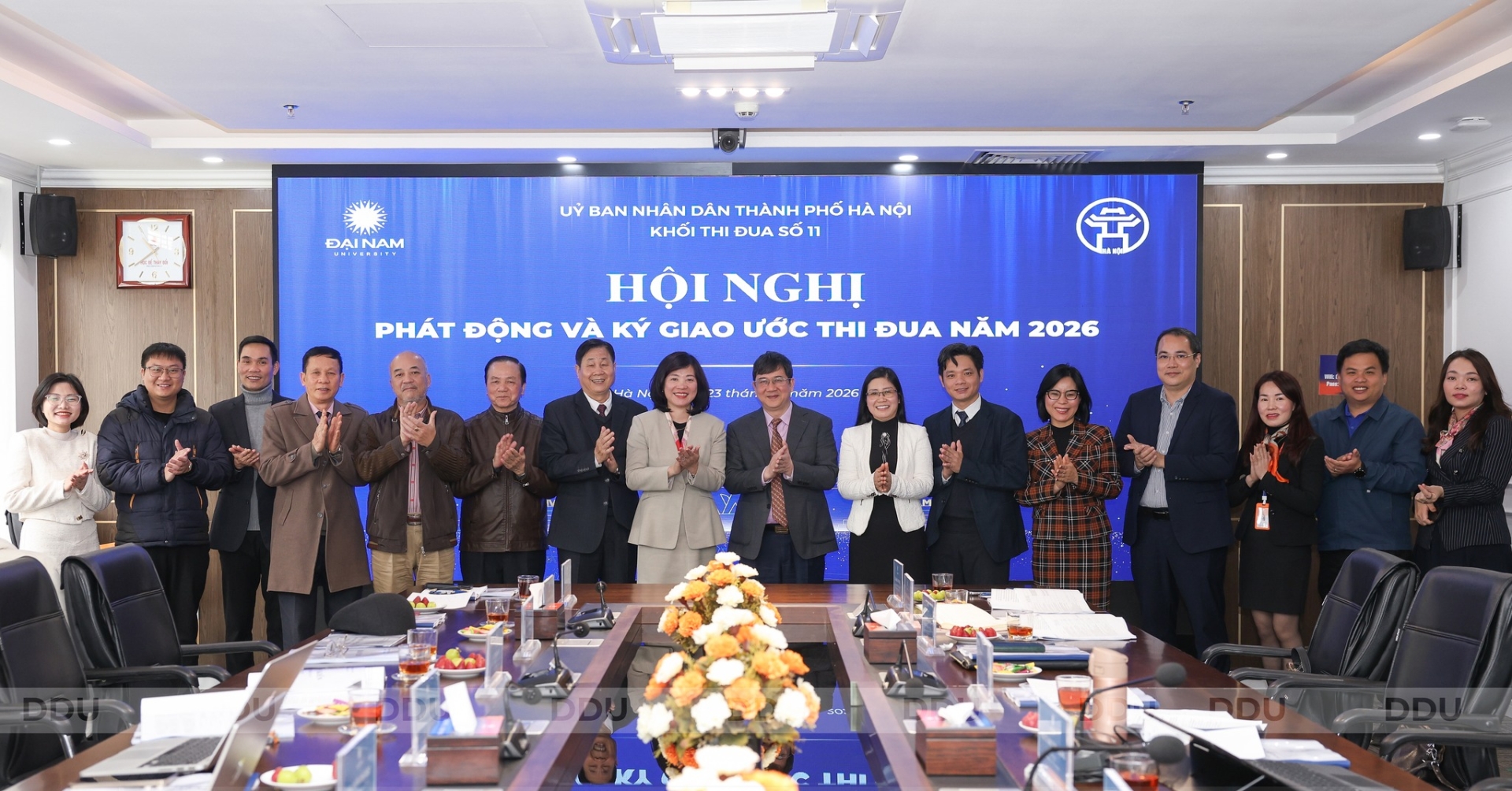 truong-dai-hoc-dong-do-huong-ung-phong-trao-thi-dua-va-ky-ket-giao-uoc-nam-2026-tai-khoi-thi-dua-11