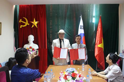 co-hoi-moi-cho-sinh-vien-khoa-ky-thuat-dien-tu-truyen-thong-1775014716