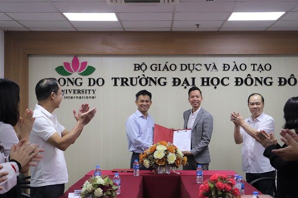 le-cong-bo-quyet-dinh-thanh-lap-khoa-va-bo-nhiem-truong-pho-khoa-ngon-ngu-trung-quoc