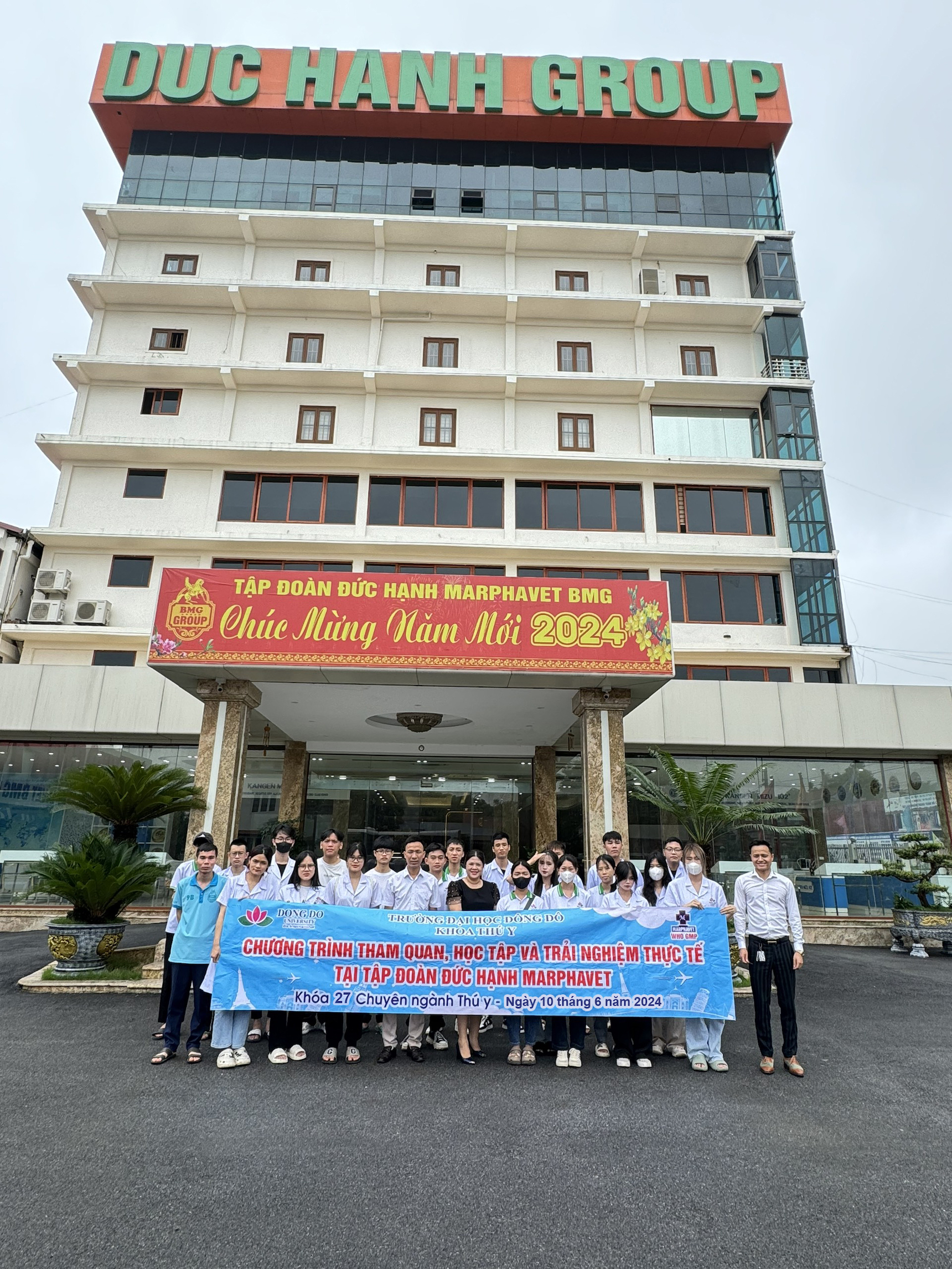 sinh-vien-k27-thu-y-dai-hoc-dong-do-thuc-tap-tai-tap-doan-duc-hanh-marphavet-nang-cao-ky-nang-gan-ly-thuyet-voi-thuc-tien